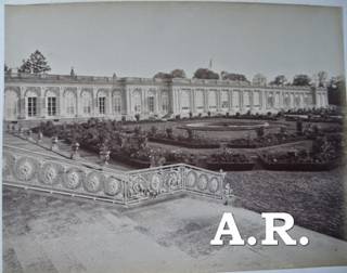 https://2.bp.blogspot.com/-HELUyDGv22M/U06mhB4Q99I/AAAAAAAAruA/-1RstvDrJ6M/s1600/DSC_0104++le+grand+trianon+X+photo.JPG